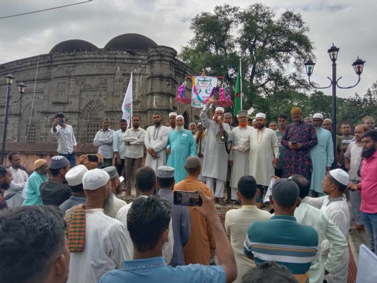 নওগাঁর মান্দায় জামায়াত প্রার্থীর গণসংযোগ ও পথসভা