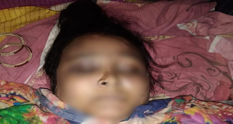 নাচোলে মাদকাসক্ত স্বামী মারধরে আহত গৃহবধূর মৃত্যু