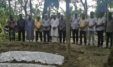 কবর জিয়ারত ও গ্যাস সিলিন্ডার বিস্ফোরণে নিহত পরিবারের খোঁজখবর নিলেন দুমকি উপজেলা বিএনপি