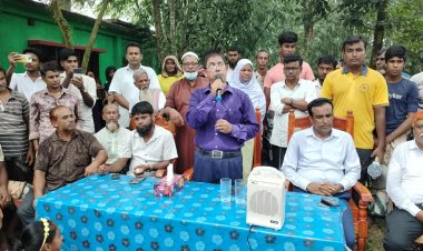 নিয়ামতপুরে পঞ্চম শ্রেণির শিক্ষার্থী মমতা হত্যার প্রতিবাদ ও বিচাচের দাবিতে অবিভাবক সমাবেশ