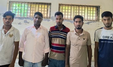 চাঁপাইনবাবগঞ্জে যুবককে অপহরণ করে মুক্তিপণ দাবী-ভিক্টিম উদ্ধারসহ আটক-৫