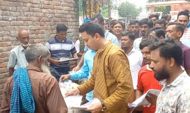 গোমস্তাপুরে বিএনপির ৩১ দফা সংস্কর লিফলেট বিতরণ ও আলোচনা সভা