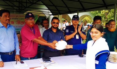 দুমকিতে উৎসবমুখর পরিবেশে গ্রীষ্মকালীন ক্রীড়া প্রতিযোগিতার উদ্বোধন