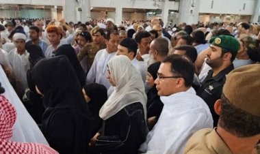 ২০ অক্টোবর সপরিবারে ওমরাহ পালনে যাবেন তারেক রহমান