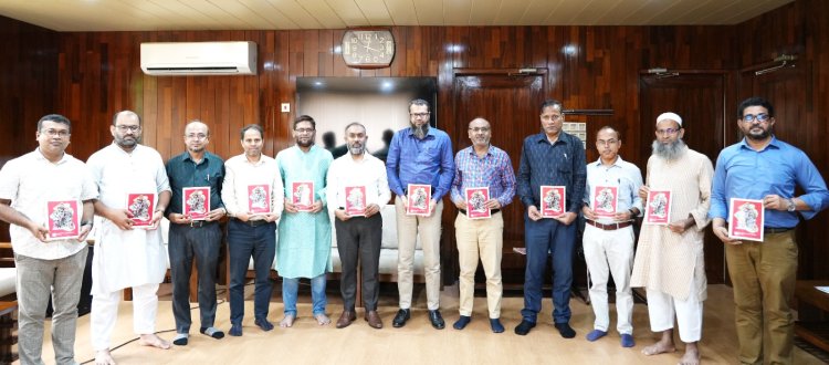পবিপ্রবিতে স্মরণীয় জুলাই স্মরণিকার মোড়ক উন্মোচন