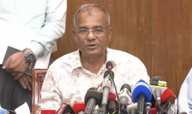 পাশের দেশ থেকে বিশৃঙ্খলা সৃষ্টির চেষ্টা হচ্ছে-স্বরাষ্ট্র উপদেষ্টা