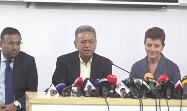দেশে গণতান্ত্রিক ধারা ফিরিয়ে আনতে প্রয়োজন নির্বাচন-আমীর খসরু