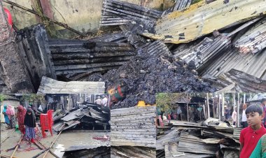 বুড়িচংয়ে বিদ্যুৎ শর্ট সার্কিটের অগ্নিকাণ্ডে বসতঘর পুড়ে ছাই