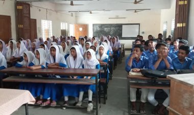 কর্মবিরতির ক্ষতি পোষাতে শনিবারেও ক্লাস বুড়িচংয়ে