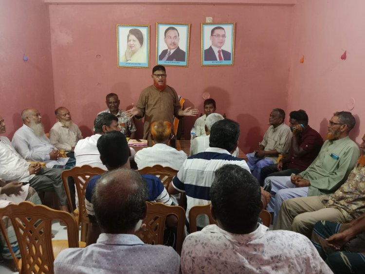 ৩১ দফার লিফলেট বাড়ি বাড়ি পৌঁছে দেওয়ার লক্ষে গোমস্তাপুরে বিএনপির আলোচনা সভা