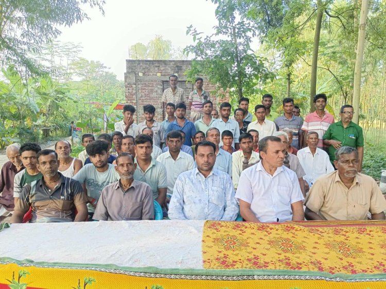 নওগাঁর মান্দায় মন্দির কমিটির সংবাদ সম্মেলন
