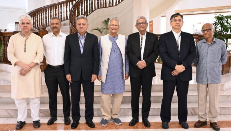 প্রধান উপদেষ্টার সঙ্গে বিএনপি নেতৃবৃন্দের বৈঠক-নির্বাচনের প্রস্তুতি নিয়ে আলোচনা