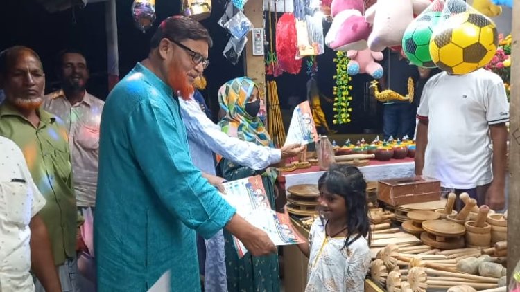 রহনপুরে ৩১ দফা লিফলেট বিতরণ ও পথসভা করলেন এ্যাড-নুরুল ইসলাম সেন্টু