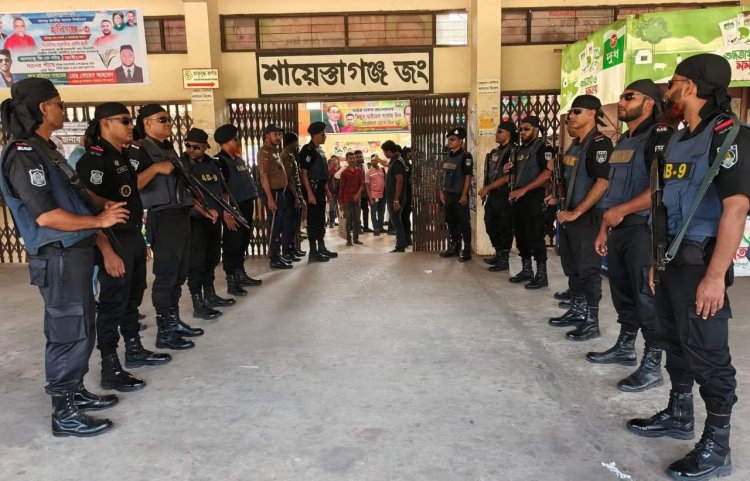 শায়েস্তাগঞ্জে ট্রেনের টিকিট কালোবাজারি রোধে অভিযান-ভ্রাম্যমাণ আদালতে ৭ যাত্রীকে জরিমানা