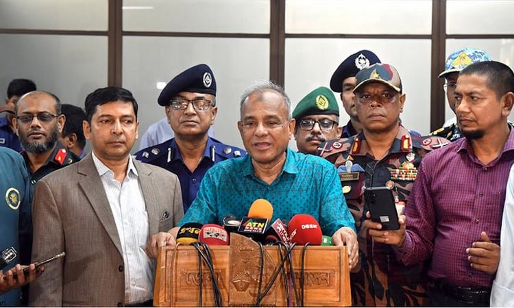 বিমানবন্দরে আগুনের ঘটনা তদন্তে ৪ দেশের বিশেষজ্ঞ টিম আনা হচ্ছে-স্বরাষ্ট্র উপদেষ্টা