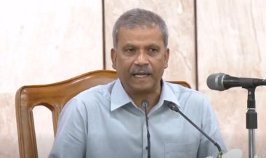 গণভোট নিয়ে দলগুলো‘ঐকমত্যে’পৌঁছাতে না পারলে সিদ্ধান্ত দেবে সরকার-আইন উপদেষ্টা