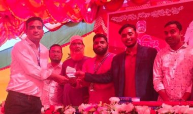 শিবগঞ্জে রাইজিং স্কুল এন্ড কলেজে অভিভাবক সমাবেশ ও সবক প্রদান