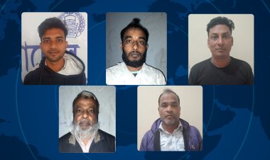 চাঁপাইনবাবগঞ্জে কঠোর অবস্থানে পুলিশ-অভিযানে গ্রেফতার-৫