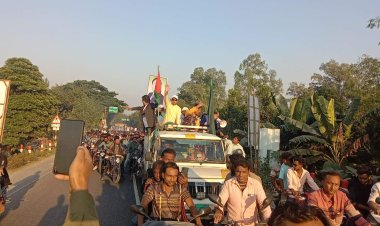 নওগাঁয় ৩১ দফা বাস্তবায়নের লক্ষ্যে শোডাউন-লিফলেট বিতরণ ও পথসভা