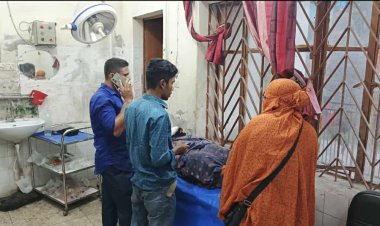 দুমকীতে সড়ক দুর্ঘটনায় আহত-৫