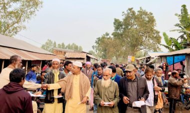মান্দায় বিএনপির ভারপ্রাপ্তর চেয়ারম্যান তারেক রহমানের ৩১ দফা বাস্তবায়নে লিফলেট বিতরণ 