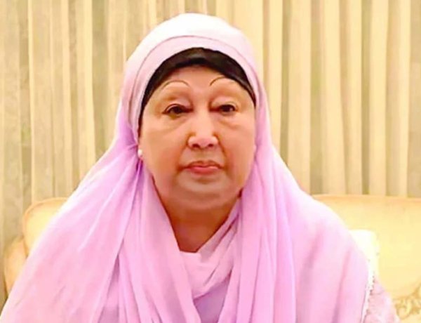 খালেদা জিয়াকে লন্ডনে নেওয়ার পরিকল্পনা পরিবারের-মাহদী আমিন