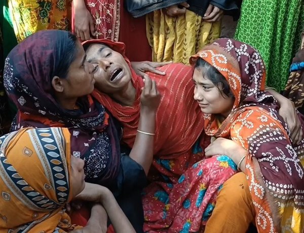 শিবগঞ্জে শাসন করতে গিয়ে মায়ের হাতে ছেলের মৃত্যু