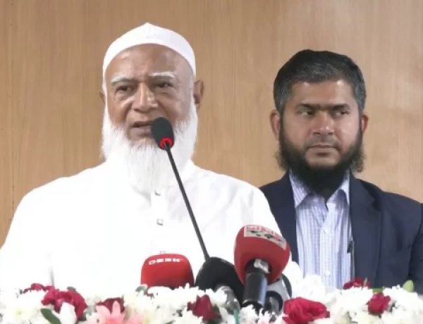 আমি আশ্বাসের রাজনীতিতে মোটেই বিশ্বাস করি না-জামায়াত আমির