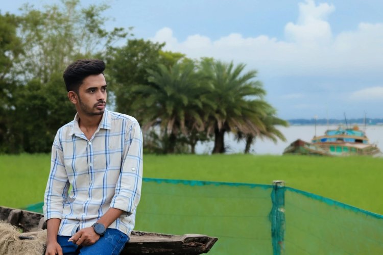 দুমকীতে মোটরসাইকেল দুর্ঘটনায় শিক্ষার্থী নিহত