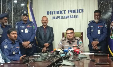 চাঁপাইনবাবগঞ্জে নবাগত পুলিশ সুপারের সঙ্গে সাংবাদিকদের মতবিনিময় সভা