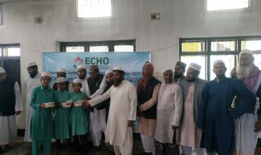 চাঁপাইনবাবগঞ্জে ইকোর সহায়তায় শিক্ষার্থীর মাঝে উন্নত মানের খাবার বিতরণ