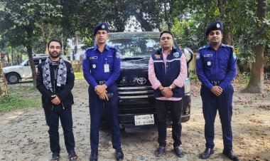 মানিকগঞ্জে তিন বছর আগে চুরি হওয়া মাইক্রোবাস উদ্ধার করেছে পিবিআই