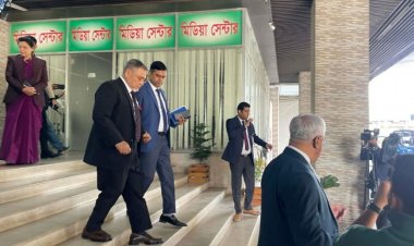 রাষ্ট্রপতির সঙ্গে সাক্ষাৎ করতে গেছেন সিইসি