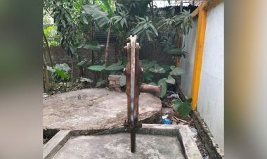 দুমকীতে নলকূপ আছে পানি নেই  ‎