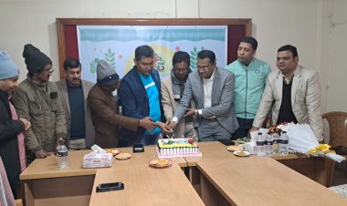 চাঁপাইনবাবগঞ্জে র‌্যালি ও আলোচনাসভায় বৈশাখী টিভির বিশ বছর পূর্তি উদযাপন 