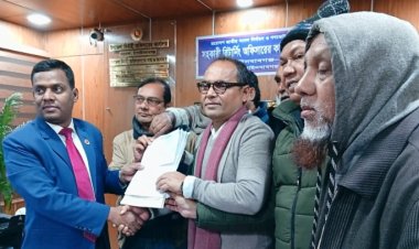 নাচোলে ৪৪-চাঁপাইনবাবগঞ্জ-২ বিএনপির মনোনীত প্রার্থীর মনোনয়নপত্র দাখিল