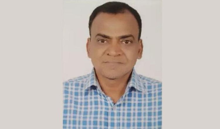 গোমস্তাপুরে ছাদ থেকে পড়ে ইউপি চেয়ারম্যানের মৃত্যু