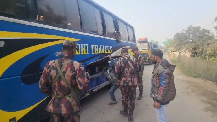 এনসিপি নেতাকে গুলি-চাঁপাইনবাবগঞ্জ সীমান্তে বিজিবির টহল জোরদার