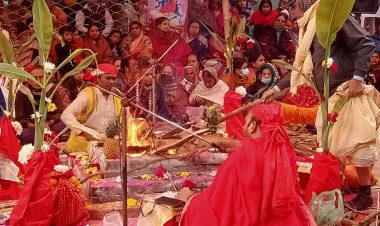 কুমিল্লা সিদ্ধেশ্বরী কালী মন্দিরে গুরু পূজা ও গীতা যজ্ঞ