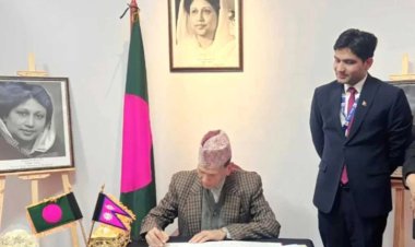 খালেদা জিয়ার শোক বইতে নেপালের পররাষ্ট্রমন্ত্রীর স্বাক্ষর
