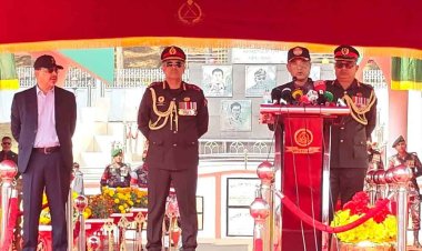 নির্বাচনে দায়িত্বে থাকবে আইন-শৃঙ্খলা বাহিনীর ৯ লাখ সদস্য-স্বরাষ্ট্র উপদেষ্টা