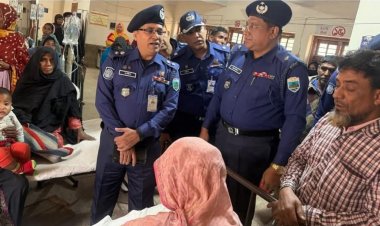 নওগাঁয় সন্তানকে নদীতে ফেলে থানায় হাজির মা  