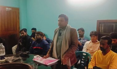 হারুন এমপিকে বিপুল ভোটে জয়লাভ করার পক্ষে সেচ্ছাসেবক দলের মতবিনিময়