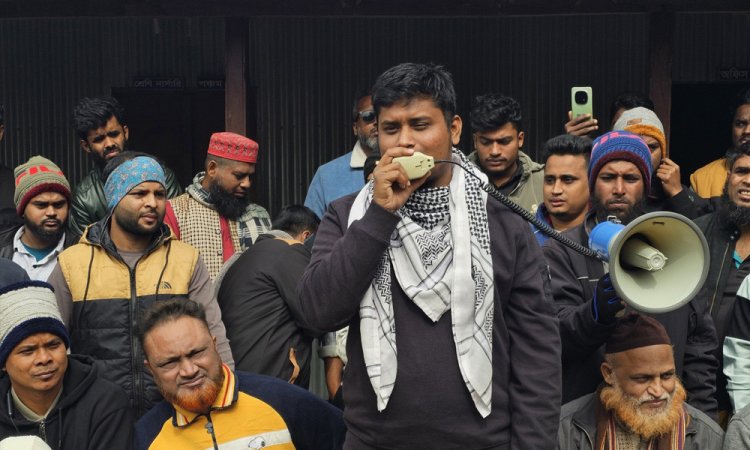 আমরা হাদির রেখে যাওয়া কাজ বাস্তবায়নে মাঠে নেমেছি-হাসনাত