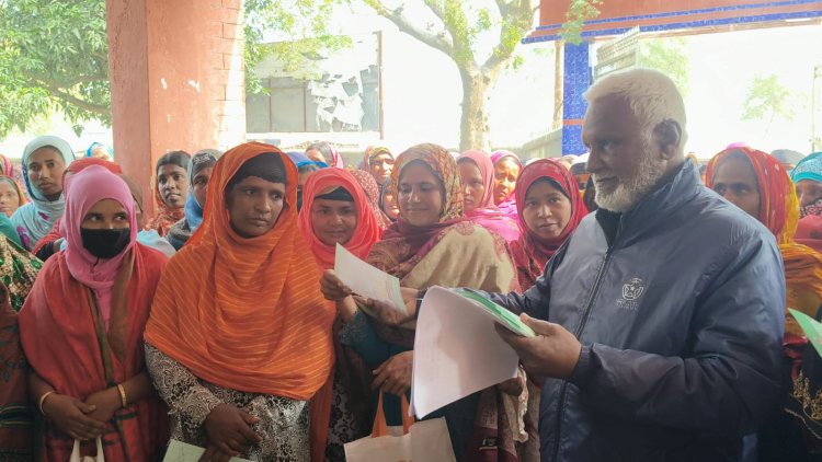 নিয়ামতপুরে নারী ভোটারদের অংশগ্রহণ নিশ্চিতকরণে উঠান বৈঠক