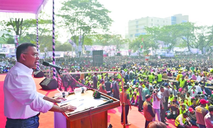 বেহেশতের টিকিটের কথা বলে শিরক করাচ্ছে