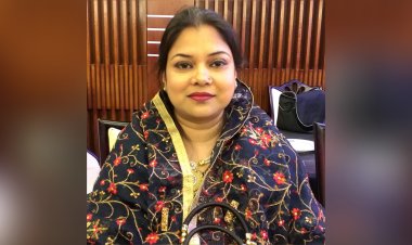 চাঁপাইনবাবগঞ্জে সংরক্ষিত নারী আসনে সবাইকে পিছে ফেলে এগিয়ে আছে নাদিরা চৌধুরী