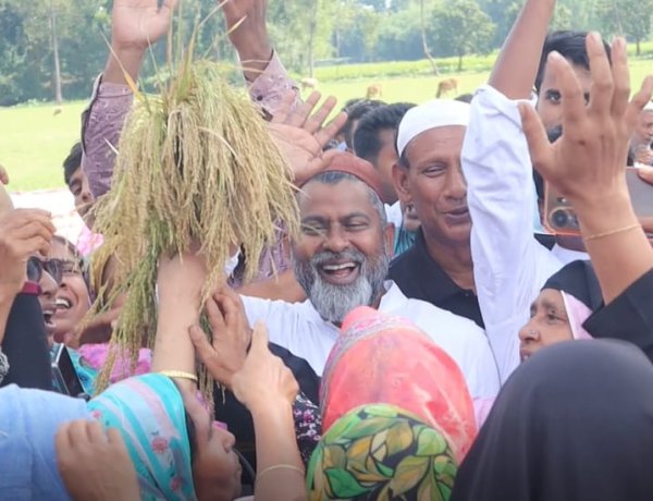 উচ্ছ্বাসে ভাসছে নওগাঁ মন্ত্রী হিসেবে দেখতে চান ফজলে হুদা বাবুলকে