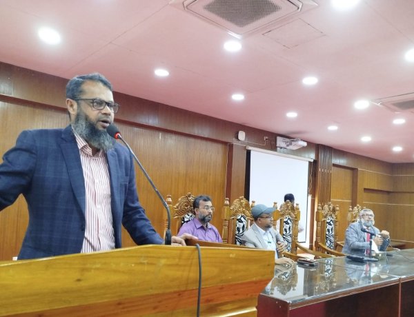 পবিপ্রবিতে খালেদা জিয়ার রুহের মাগফেরাত ও তারেক রহমানের সুস্থতা কামনায় দোয়া   ‎