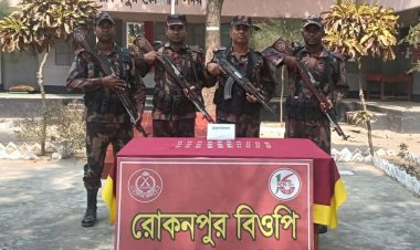 গোমস্তাপুর সীমান্তে ভারতীয় ট্যাপেন্টাডল ট্যাবলেট উদ্ধার